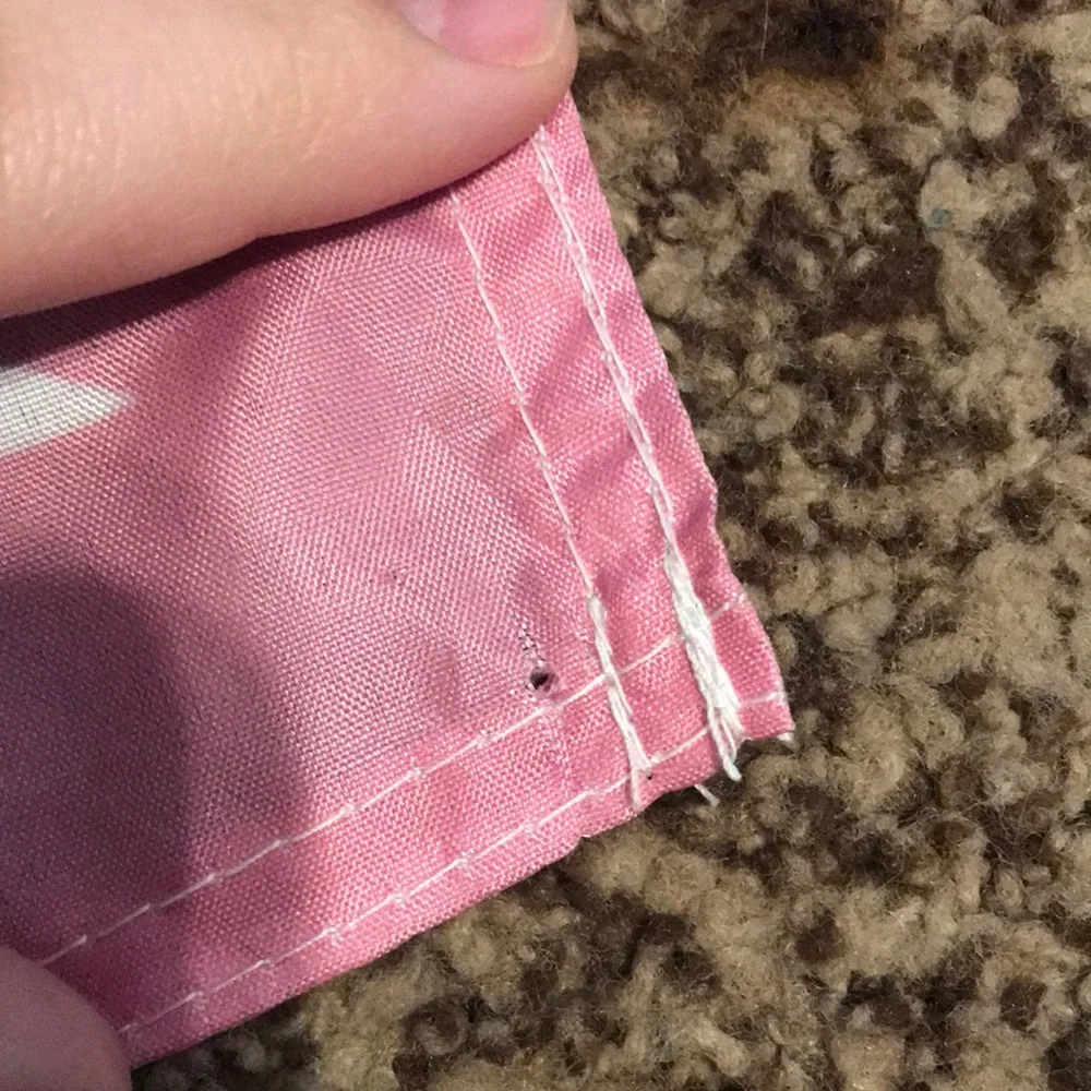 Amazon white pink